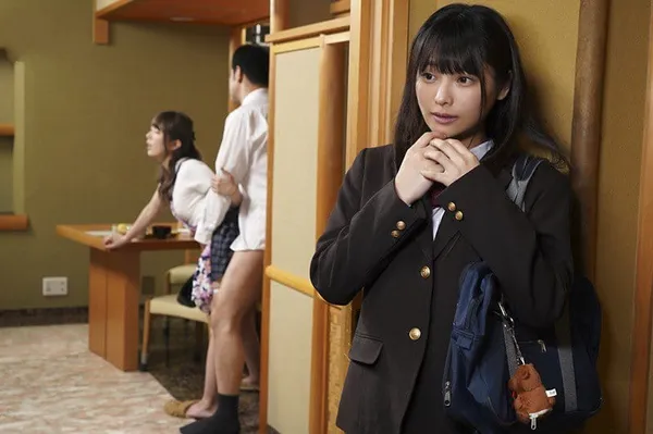 phim sex mỹ đen tập thể Con gái riêng thấy thèm khi nhìn trộm bố dượng Trả bài mẹ